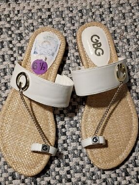 G by Guess White Toe-Loop Chain Slide Sandals